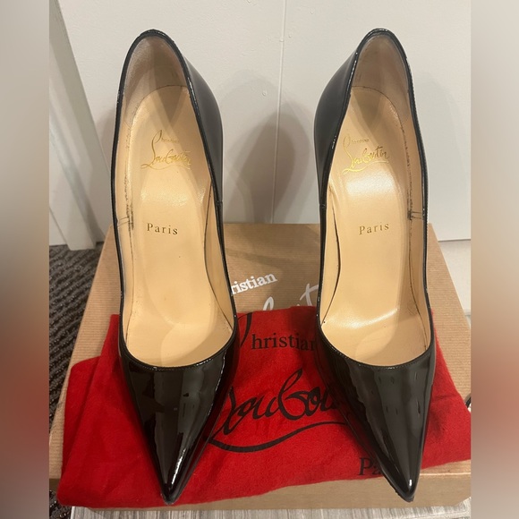 Christian Louboutin
So Kate Patent Pointed-Toe Red Sole Pump - Picture 4 of 7